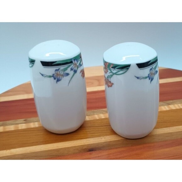 Royal Doulton Juno Salt & Pepper Floral Iris Carnation - Picture 2 of 8